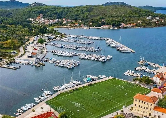 Villa Jm-sutomiscica-holiday House On The *
